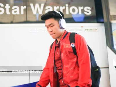 Lý Đức nhận án phạt ‘kinh hoàng’: Treo giò 3 trận tuyển quốc gia vì thẻ đỏ tai hại