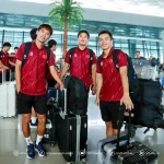 Cơn sốt tại Nội Bài: Hàng nghìn CĐV 'đốt nóng' đón U23 Việt Nam hạ cánh cùng HCV Đồng lịch sử 1