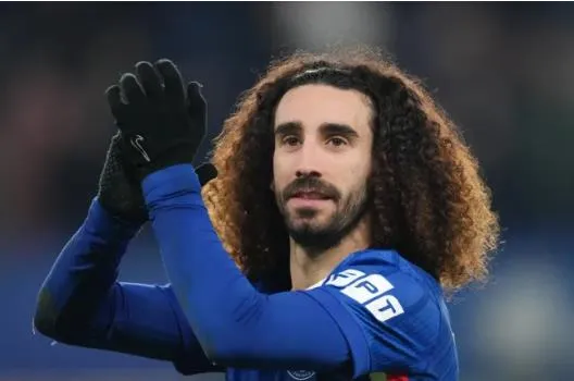 Mauricio Pochettino tiet lo Chelsea tung muon ban Marc Cucurella.